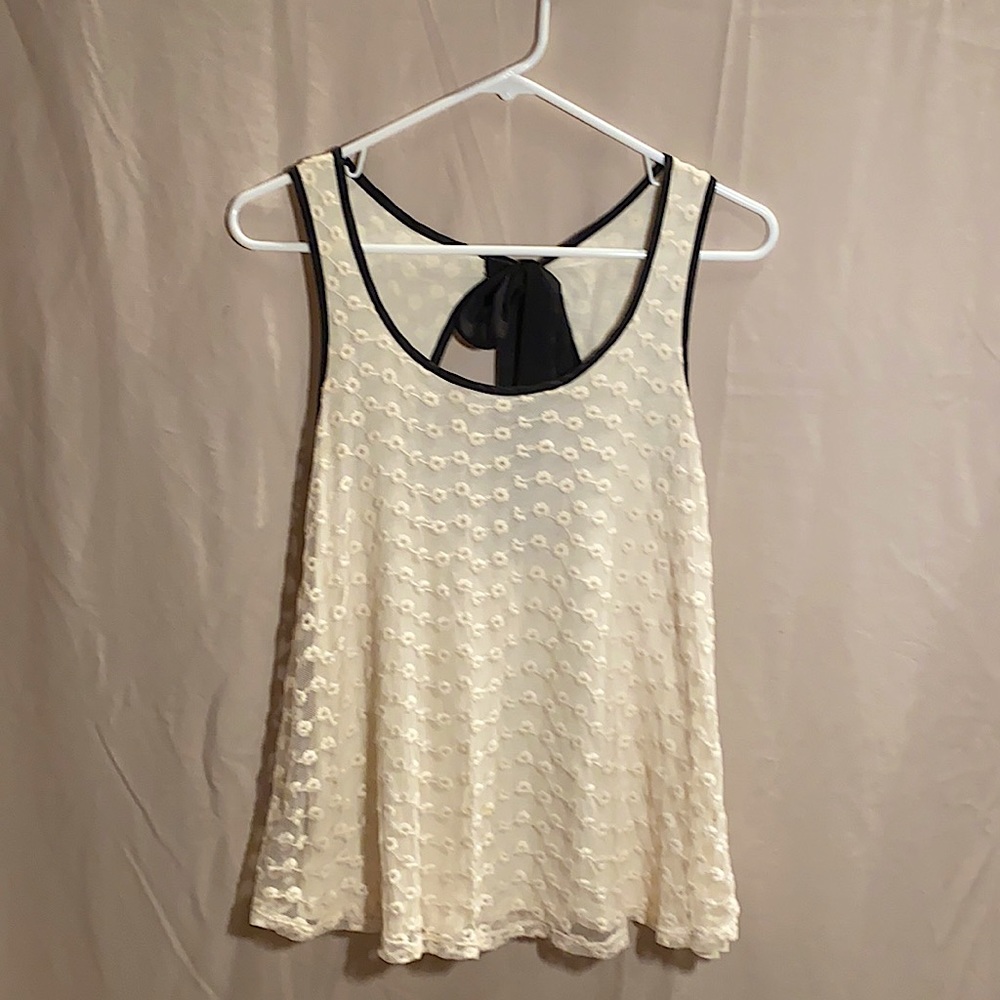 Monteau lace flower tank